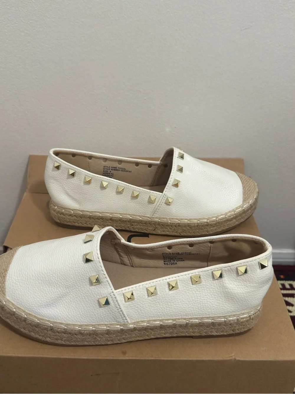 Steve Madden classic white